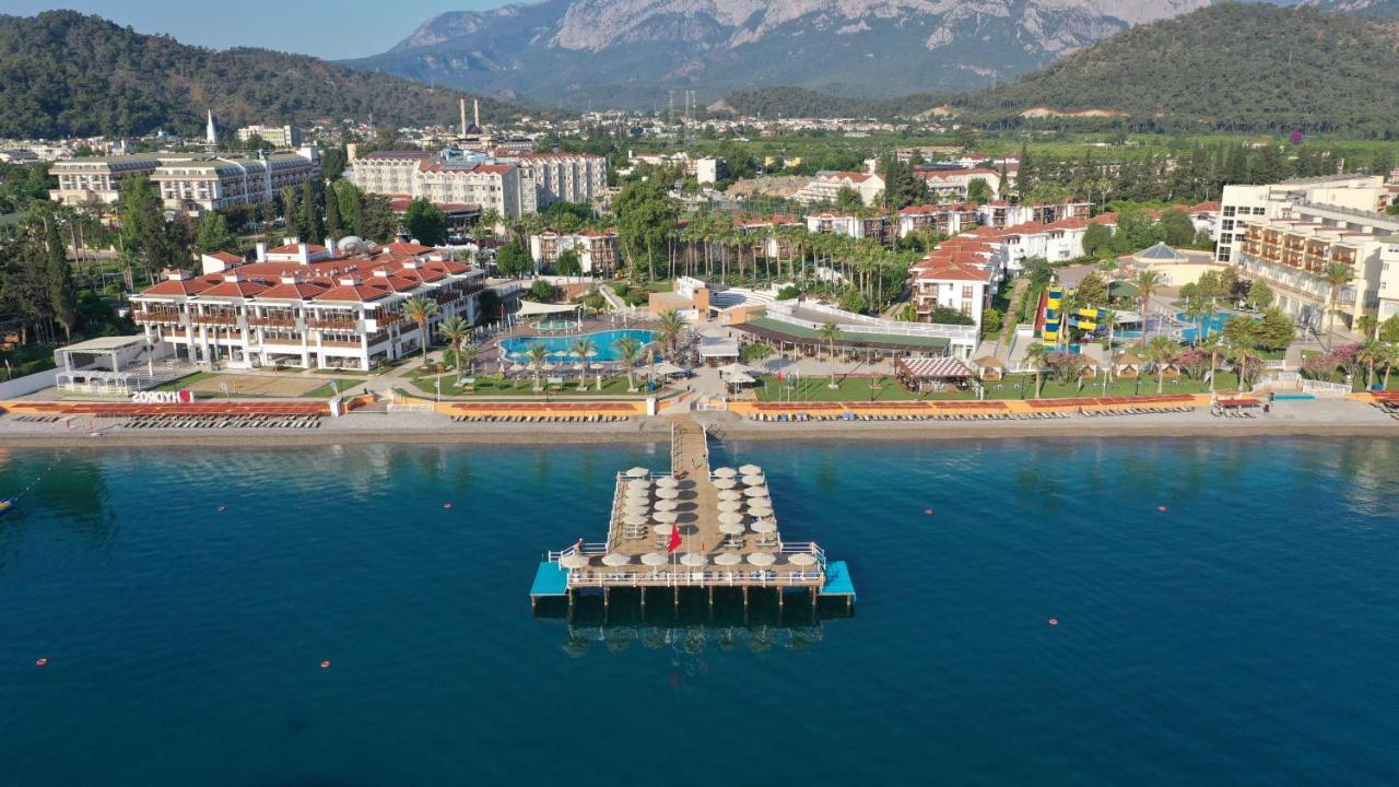 Aqi Hydros Club Hotel Kemer Eksteriør billede Aerial view of the town