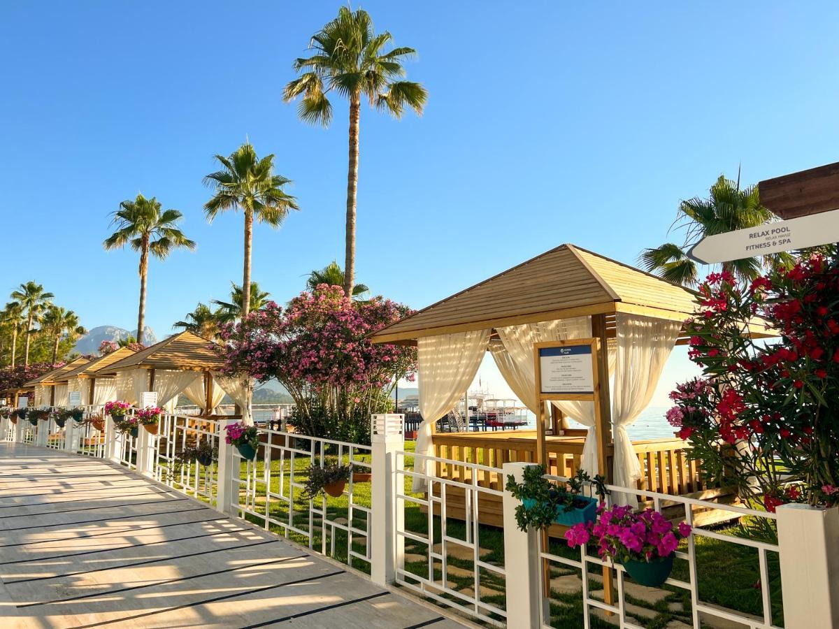 Aqi Hydros Club Hotel Kemer Eksteriør billede A beach resort in Turkey